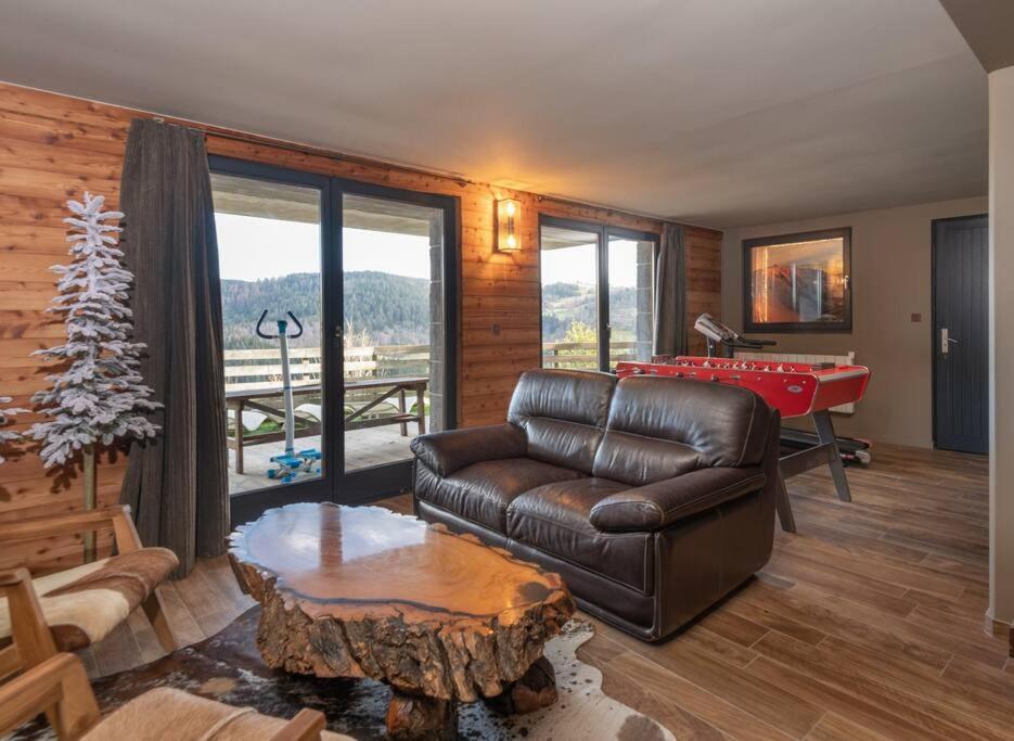 Luxueux Chalet Avec Vue Sur Les Pistes Et Le Hohneck เลอโธลี ภายนอก รูปภาพ